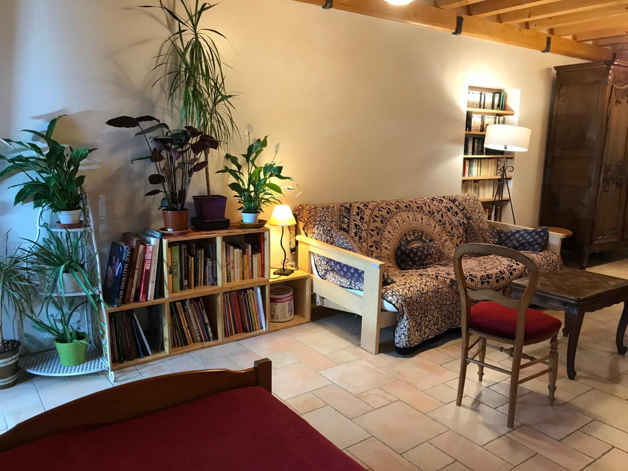 Ecolieu Le Chant Du Temps Bed & Breakfast Saint-Usuge Exterior photo